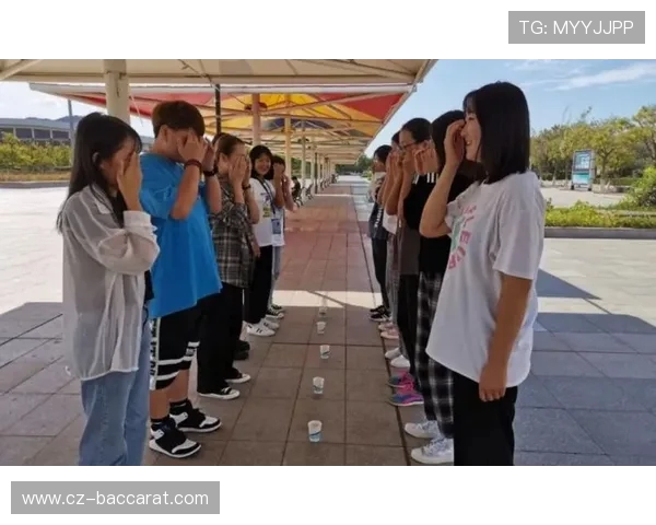 创新抢水瓶游戏规则与升级玩法全解析助你轻松掌握新技巧